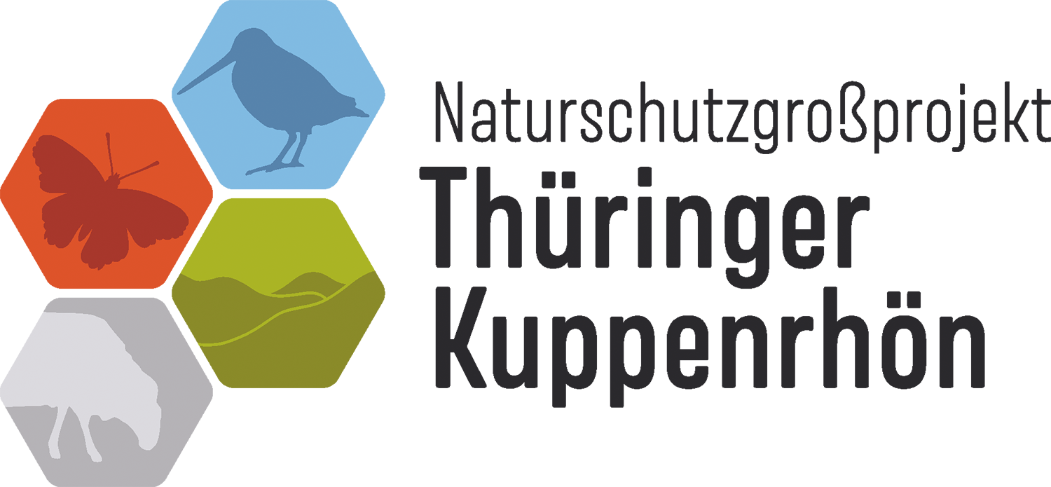 Logo des Naturschutzgroßprojektes zeigt in vier Kacheln: Vogel, Schmetterling, Schaf und Landschaft