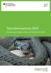 Cover der Studie Naturbewusstsein 2019 mit einem Foto einer Ringelnatter