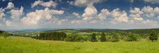 Panorama Vogelsberg vom Gipfel des Hoherodskopf