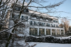 House I was built in 1906 and housed the "Rheinische Obst- und Gartenbauanstalt für Frauen" at that time.