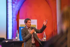 Prof. Dr. Burkard Baschek