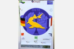 Gemeinsam aktiv für das Wohl der Störe – Partner-Institutionen eines der ersten Stör-Projekte, hier zur Auswilderung an der Oste, einem Nebenfluss der Elbe 2009, Foto: Katrin Wollny-Goerke