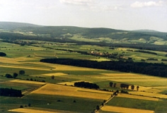 Rauher Kulm, Blick nach Norden auf das Fichtelgebirge (Foto: Bahram Gharadjedaghi)