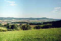 Blick über das Obermaintal bei Lichtenfels auf den Nordrand der Nördlichen Frankenalb (Foto: Bahram Gharadjedaghi)