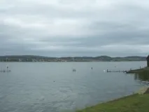 Blick von der Insel Reichenau auf Allensbach (westliches Bodenseebecken) (Foto: Usch Martin)