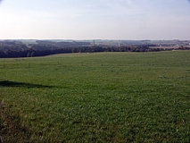 Blick über das Mulde-Lößhügelland nördlich Burgstädt im Bereich des Zusammenflusses von Zwickauer Mulde (links) und Chemnitz (von rechts) (Foto: Chris