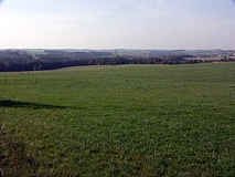 Blick über das Mulde-Lößhügelland nördlich Burgstädt im Bereich des Zusammenflusses von Zwickauer Mulde (links) und Chemnitz (von rechts) (Foto: Chris