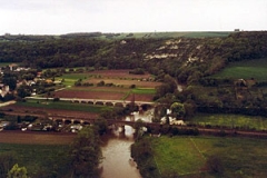 Blick auf Saaleschleife bei Saaleck - Saaleaue mit Magerrasenhängen (Foto: Bahram Gharadjedaghi)