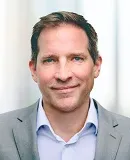 Portraitfoto Florian Brinkmann