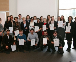 Stipendiatinnen und Stipendiaten des Klaus Töpfer Fellowships 2015-2017 bei der Auszeichnungsfeier 