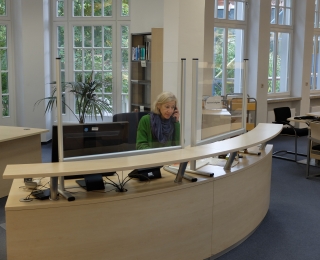 Auskunftsplatz der Bonner Bibliothek des Bundesamtes für Naturschutz