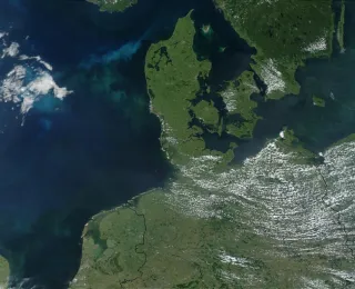 Satellitenbild von Norddeutschland mit Nordsee und deutscher Ostsee