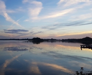 Aufgehende Sonne über dem Schaalsee